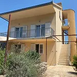 Someplace Apartament
