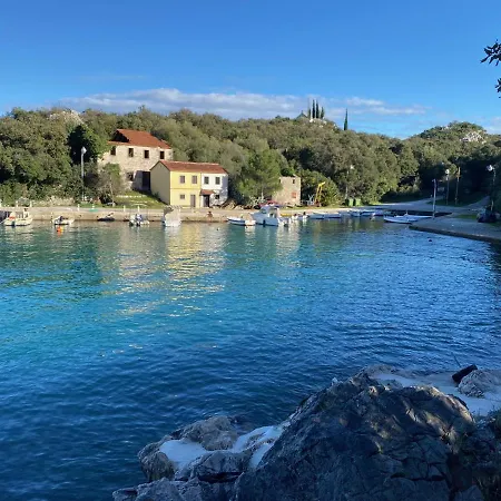 Someplace Apartman *