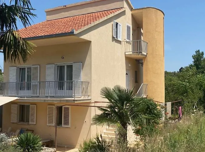 Apartamento Someplace Osobjava